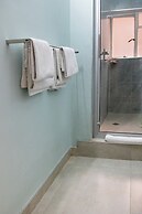 New Ambassador Hotel