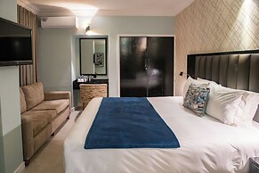 New Ambassador Hotel