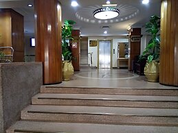 New Ambassador Hotel