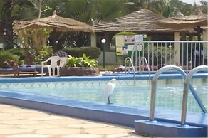 Holiday Beach Club Hotel