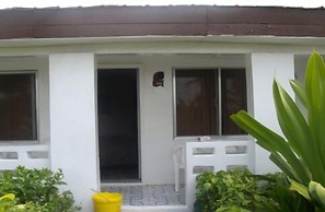 Holiday Beach Club Hotel