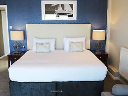 Sandbanks Hotel