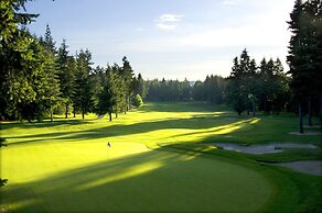 Crown Isle Resort and Golf Community