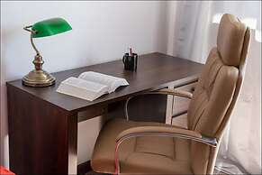 P&O Apartments Center