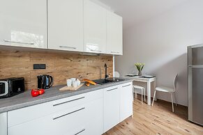 P&O Apartments Center