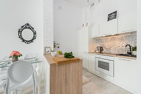 P&O Apartments Center