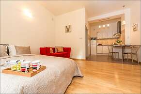 P&O Apartments Center