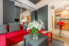 P&O Apartments Center