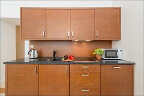 P&O Apartments Center