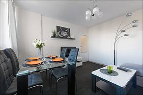 P&O Apartments Center