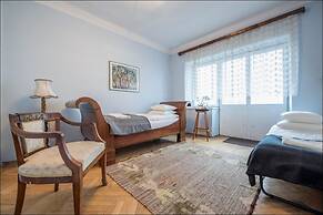 P&O Apartments Center