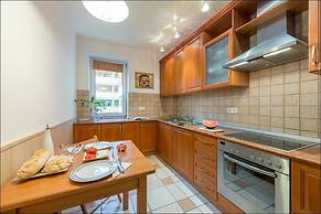 P&O Apartments Center