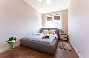 P&O Apartments Center