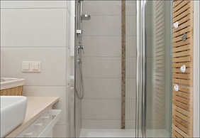 P&O Apartments Center