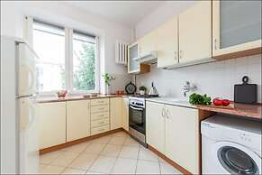 P&O Apartments Center