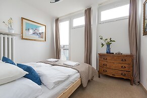 P&O Apartments Center