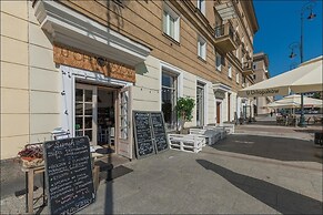 P&O Apartments Center