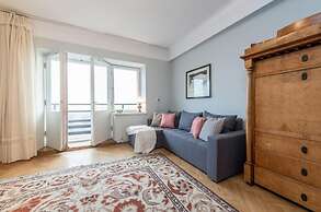 P&O Apartments Center