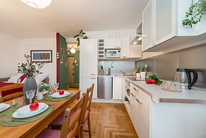 P&O Apartments Center