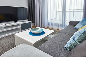 P&O Apartments Center