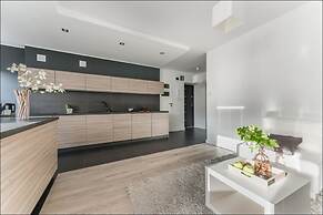 P&O Apartments Center