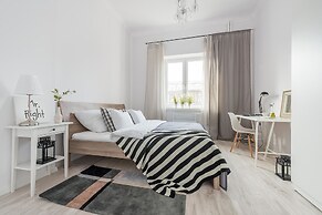 P&O Apartments Center