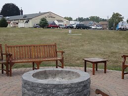 Bird in Hand Family Inn