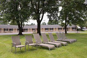 Bird in Hand Family Inn