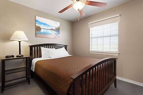 Eagle's Den Suites Cotulla a Travelodge by Wyndham