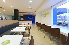 One Querétaro Aeropuerto Hotel