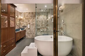 Golden Tulip Goa Candolim