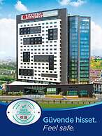 Ramada Plaza by Wyndham Istanbul Tekstilkent