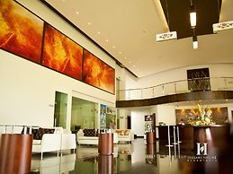 Hillary Nature Resort Spa