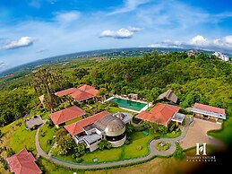 Hillary Nature Resort Spa