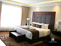 Hillary Nature Resort Spa
