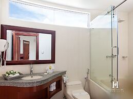 Hillary Nature Resort Spa