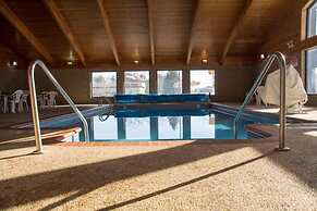 Boarders Inn & Suites by Cobblestone Hotels - Wautoma