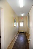 Budget Inn Express
