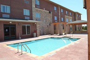 Red River Inn And Suites