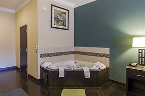 Red River Inn And Suites