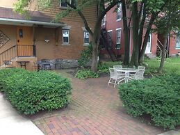 Walton Manor Inn Bed & Breakfast