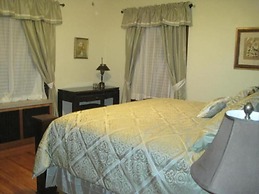 Walton Manor Inn Bed & Breakfast