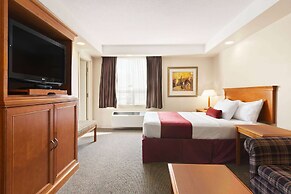 Travelodge by Wyndham Spruce Grove