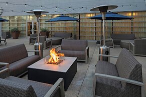 Courtyard by Marriott Long Beach Airport
