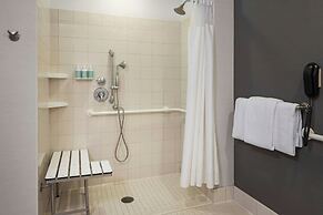 Courtyard by Marriott Long Beach Airport