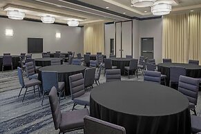Courtyard by Marriott Long Beach Airport