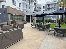 Courtyard by Marriott Long Beach Airport