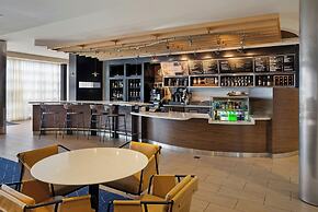 Courtyard by Marriott Long Beach Airport