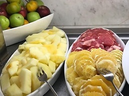 Amphora Hotel & Suites