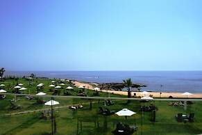 Amphora Hotel & Suites